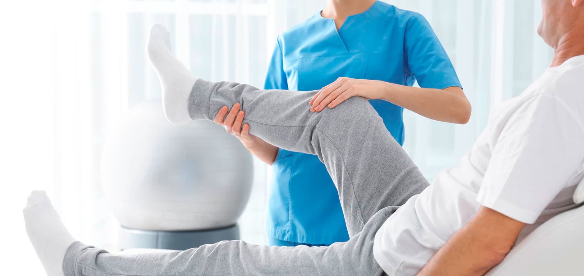 Reserva tu sesión de fisioterapia o pilates en A Coruña 